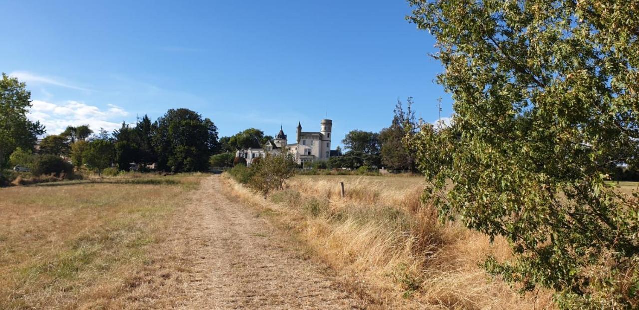 Chateau De Villeneuve - Montolieu Exterior photo
